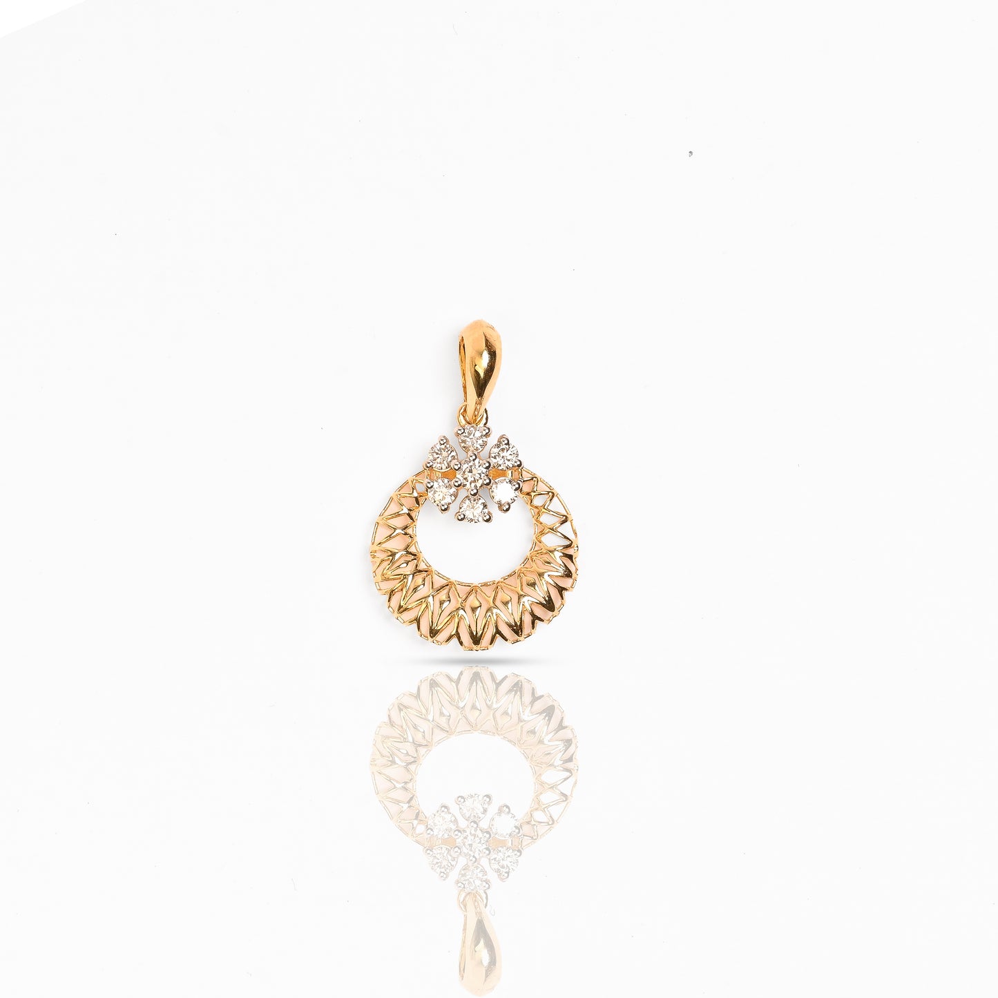 Magic Golden Bucket With A Diamond Daisy Pendant