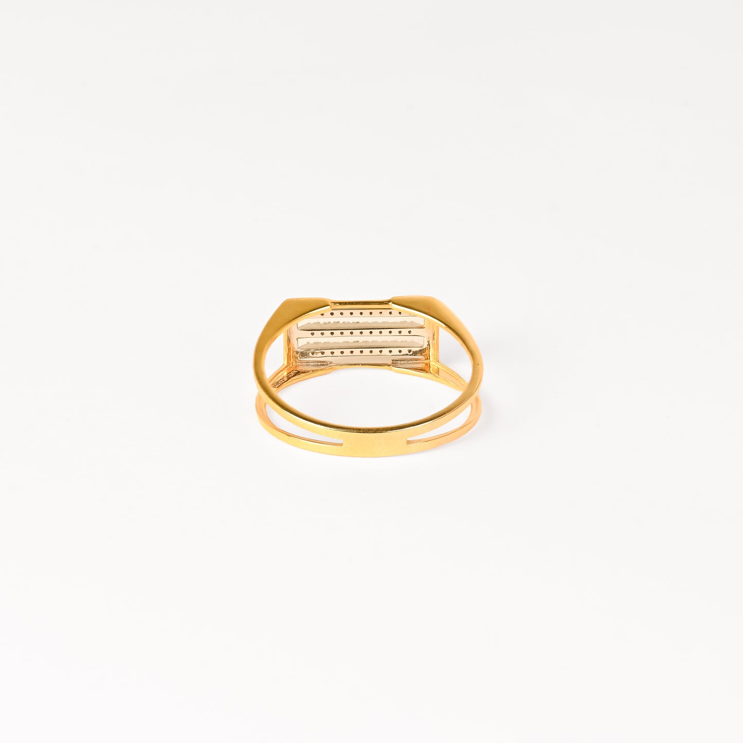 Magic Evergreen Rectangular Gents Ring