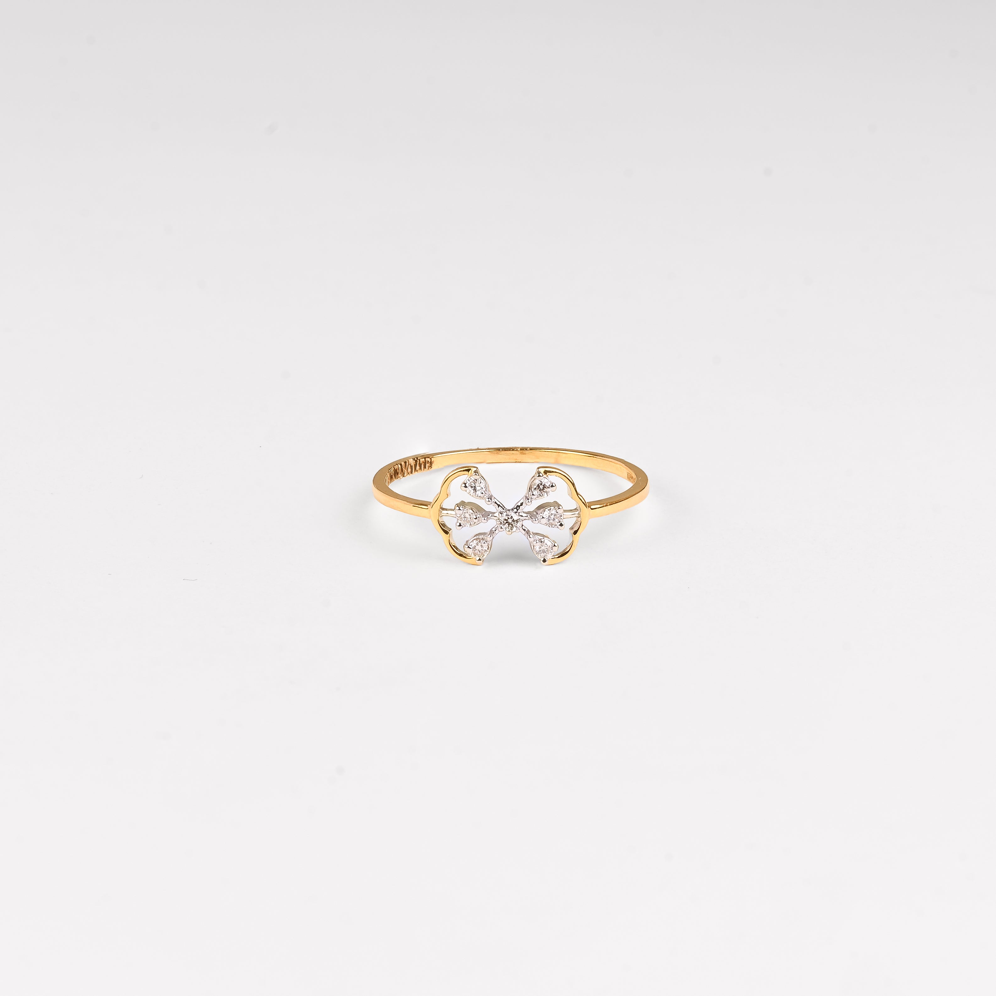 Magic Captivating Sparkle Ring