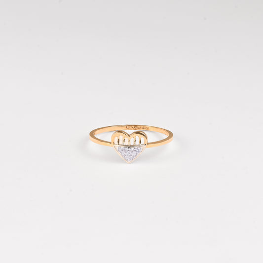 Magic Captured Heart Ring