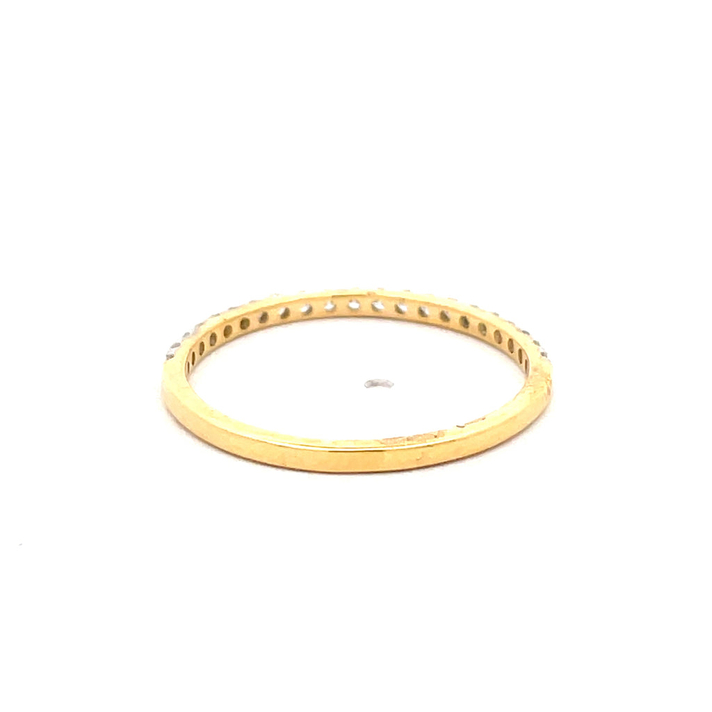 Yellow Gold Diamond Band Ring with Round Brilliant Cut Diamonds