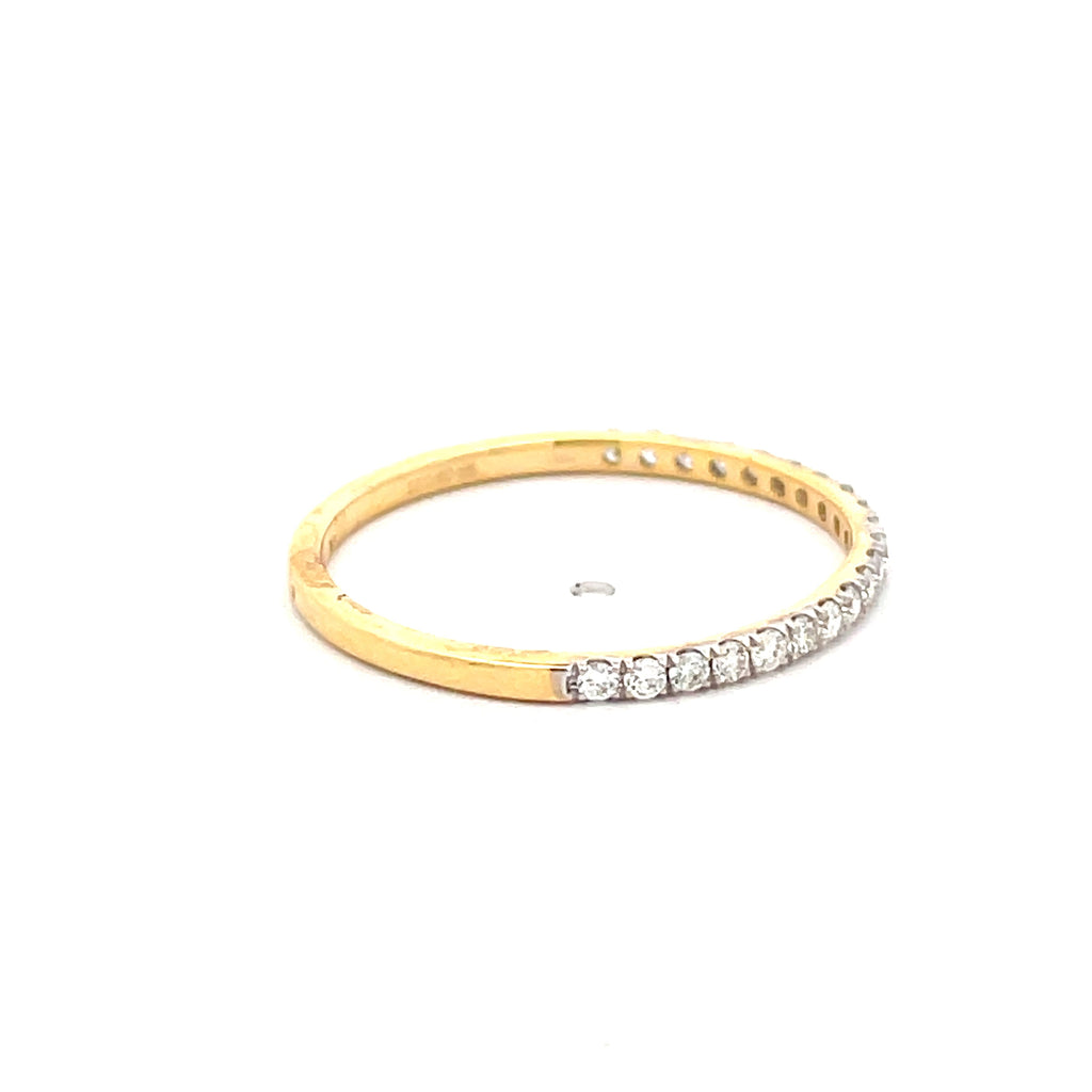 Yellow Gold Diamond Band Ring with Round Brilliant Cut Diamonds