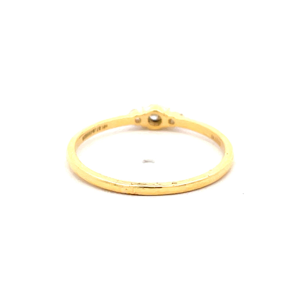 Yellow Gold Ring with Round Brilliant Cut Diamonds