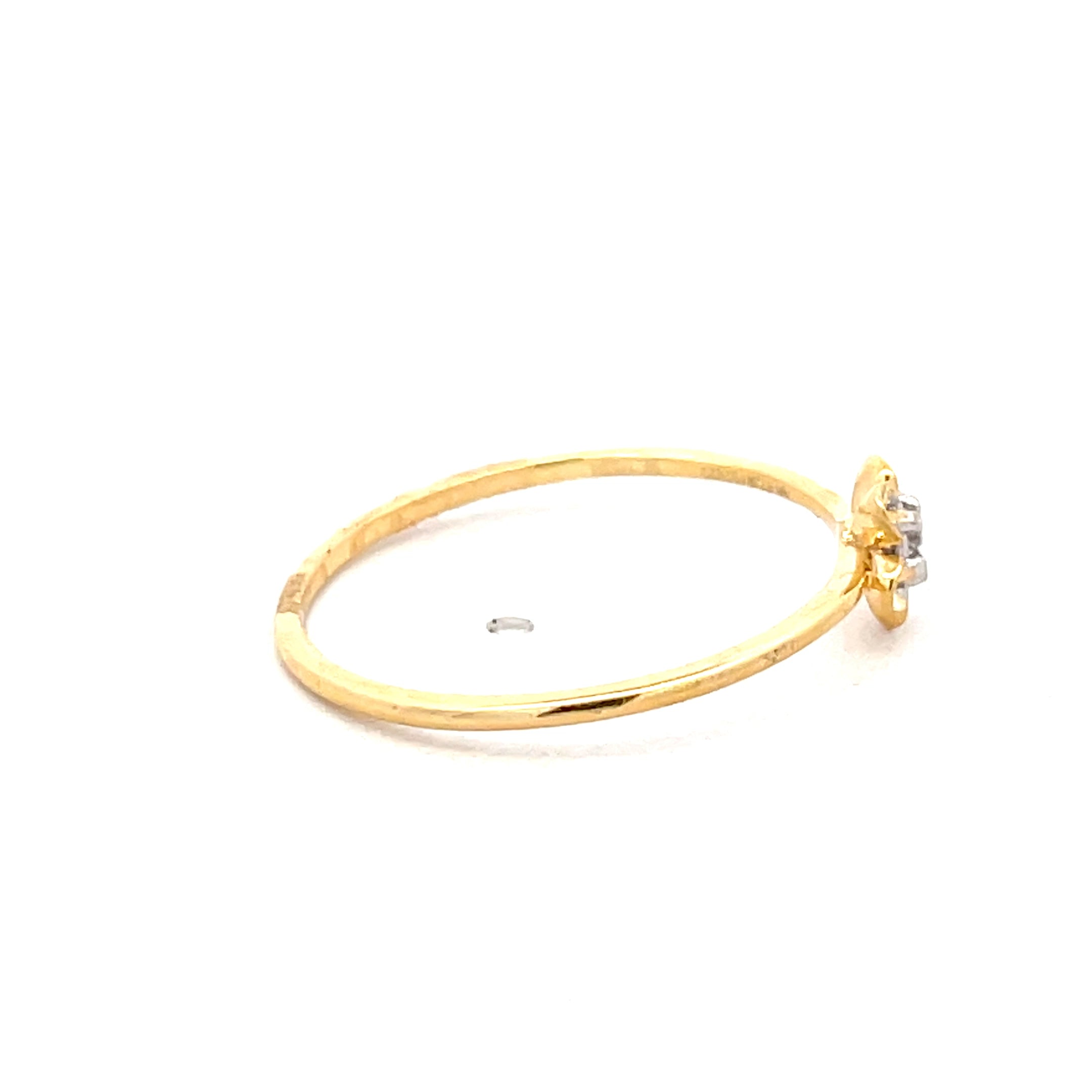 Yellow Gold Solitaire Ring with Round Cut Diamond