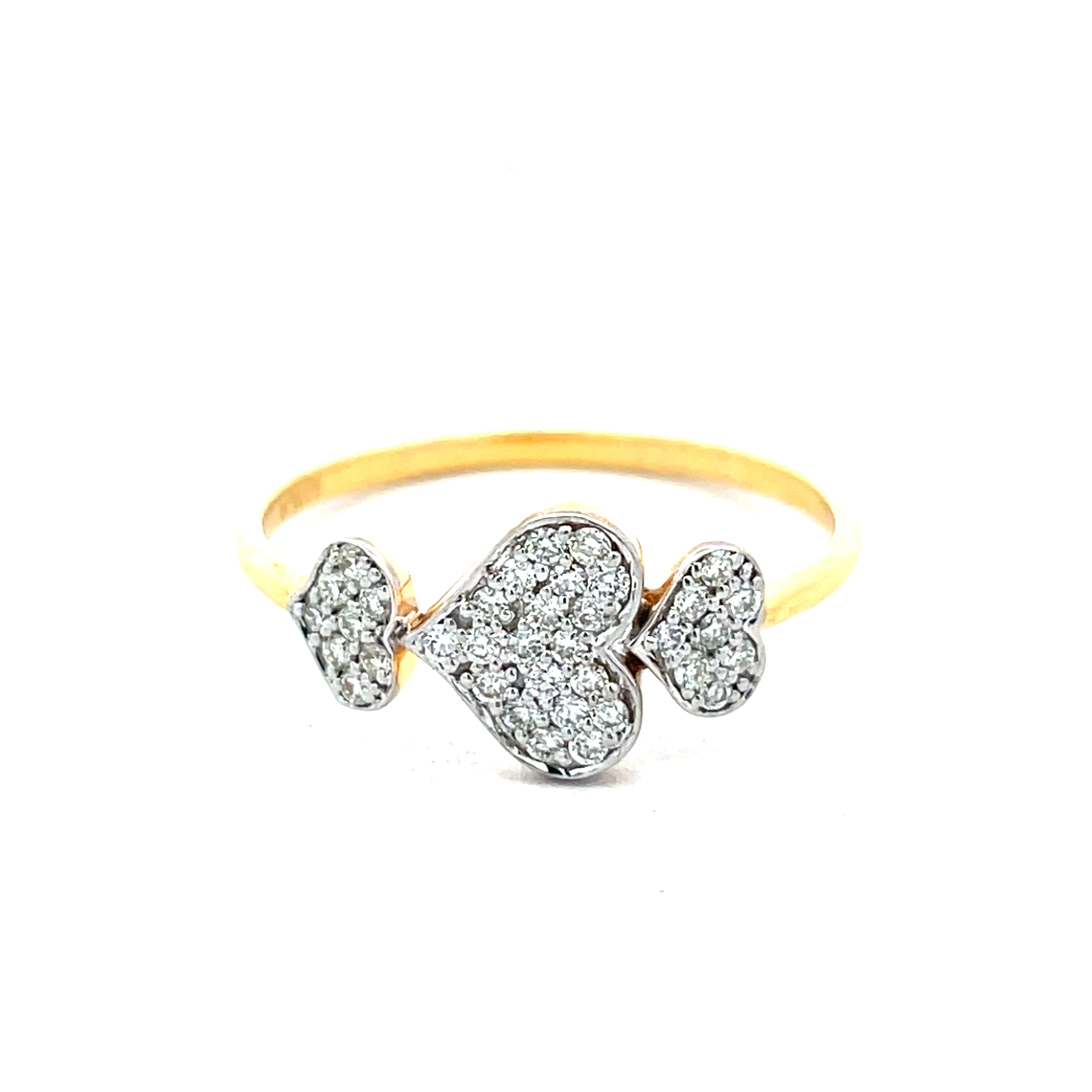 Yellow Gold ringe with Heart-Shaped Diamond Accents