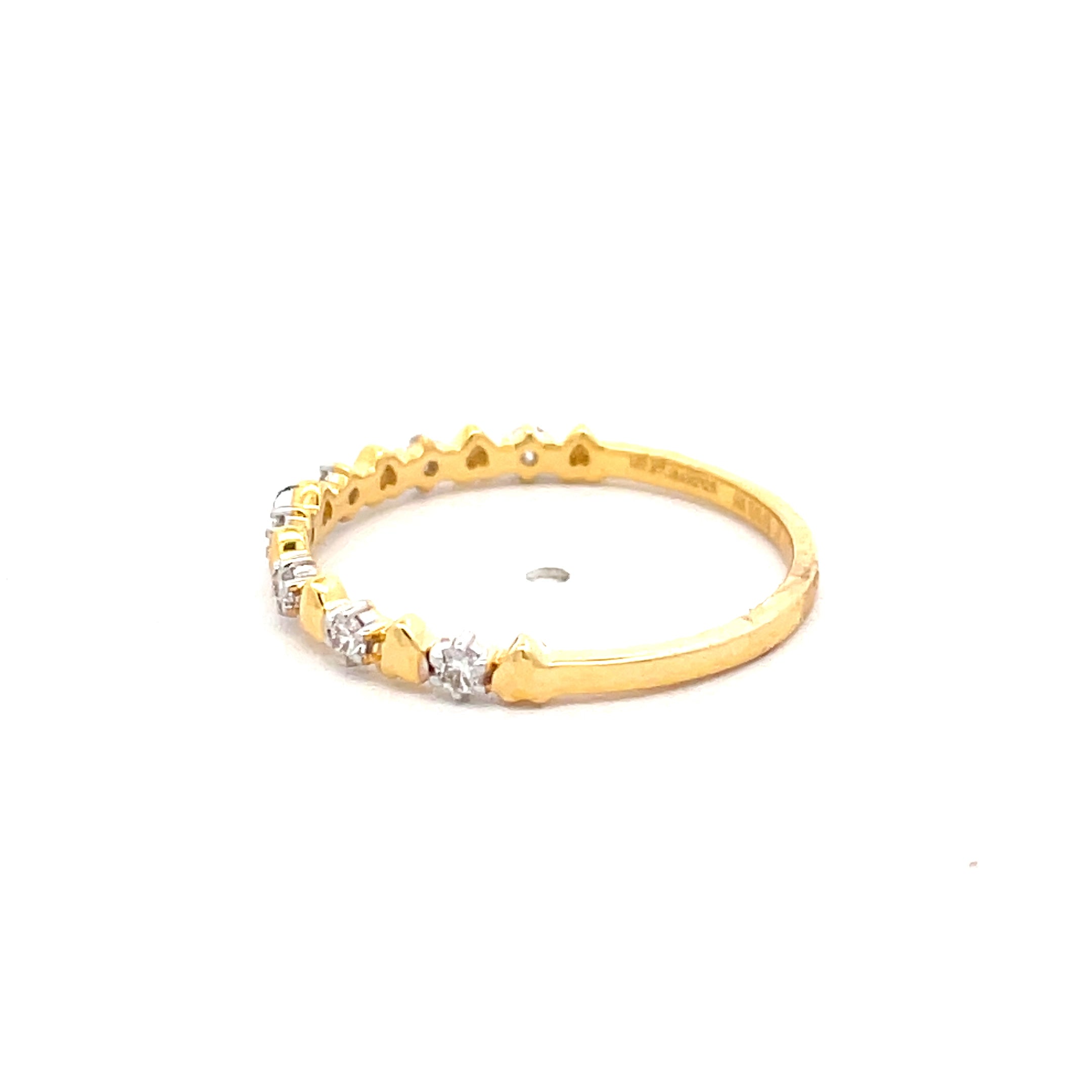 Yellow Gold Band Ring with Round Brilliant Cut Diamonds