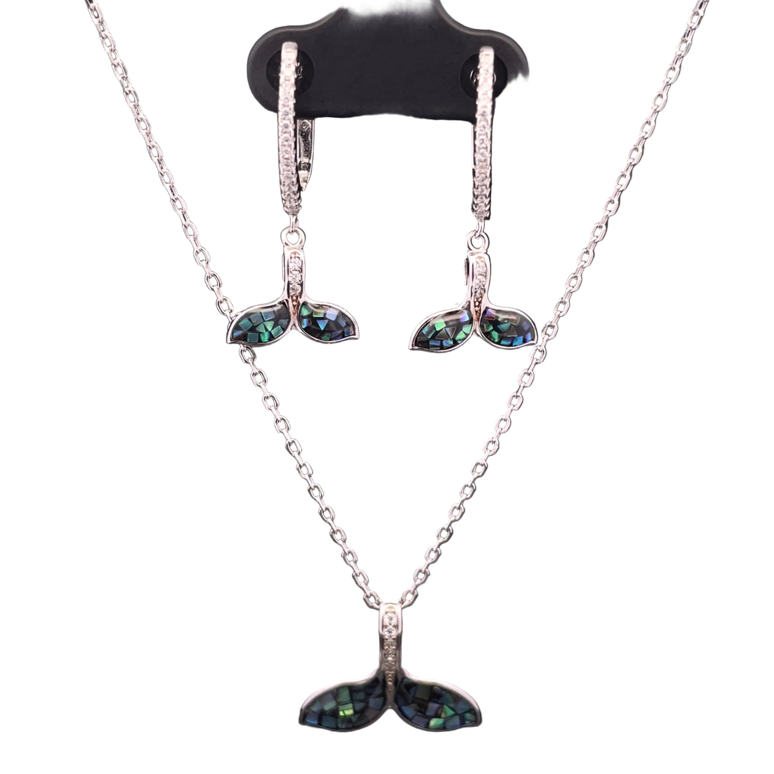 Whale tail pendent set