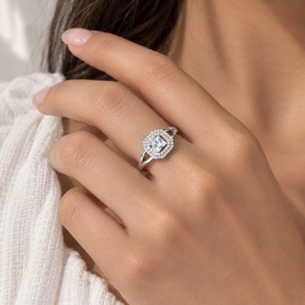 Celeste Halo Ring