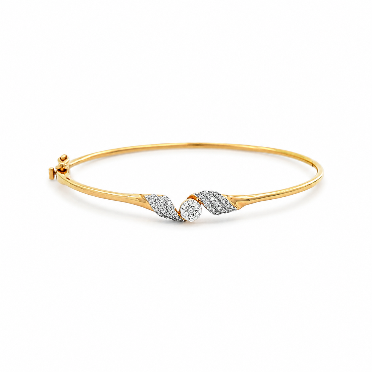 14k Yellow Gold Bangle with Round Brilliant Cut Diamond