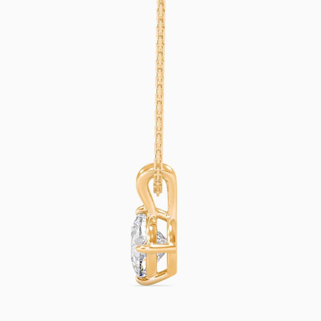 Magic Gleaming Perfection: Pendant with Diamond Brilliance