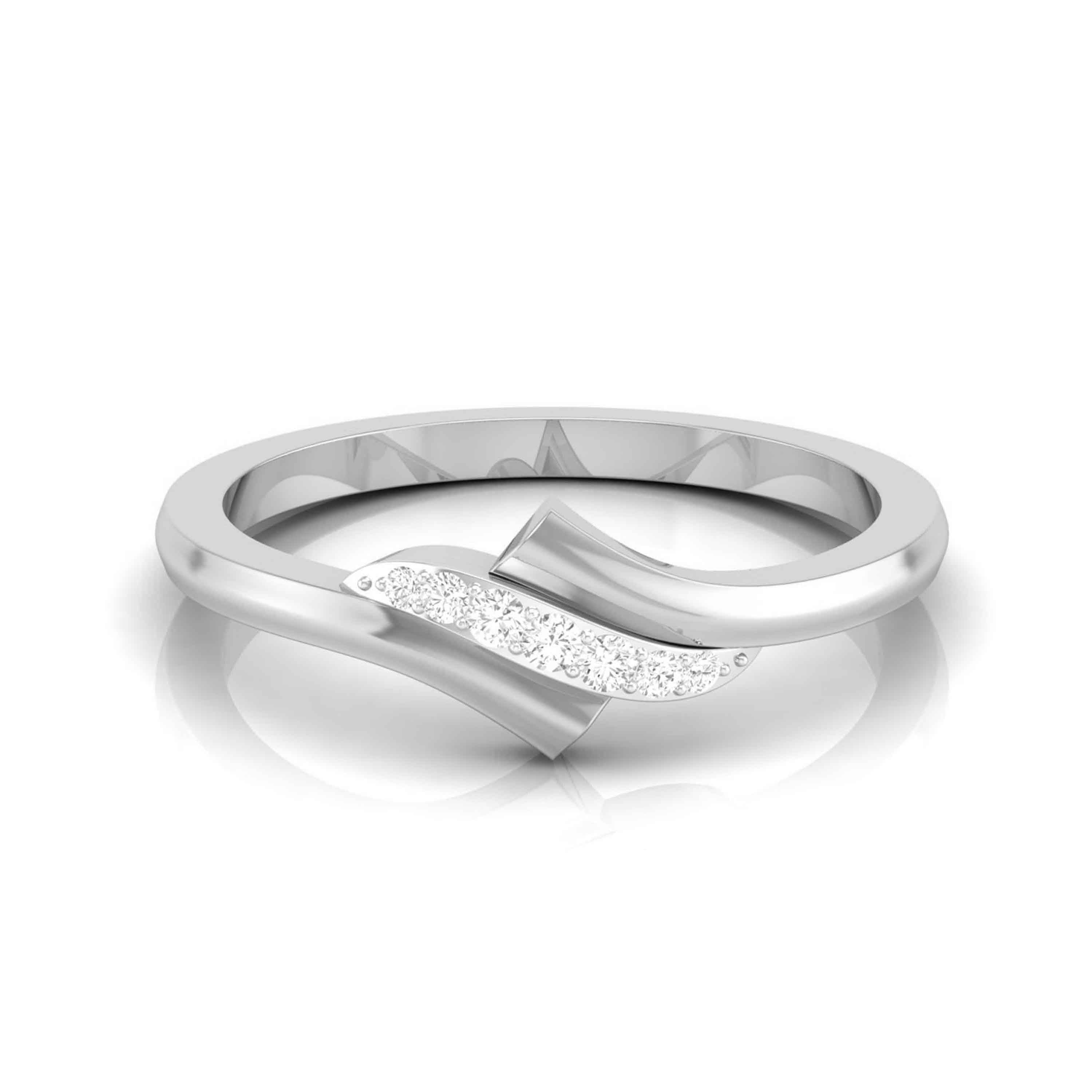 Magic Modern Twist Sparkling Diamond Ring