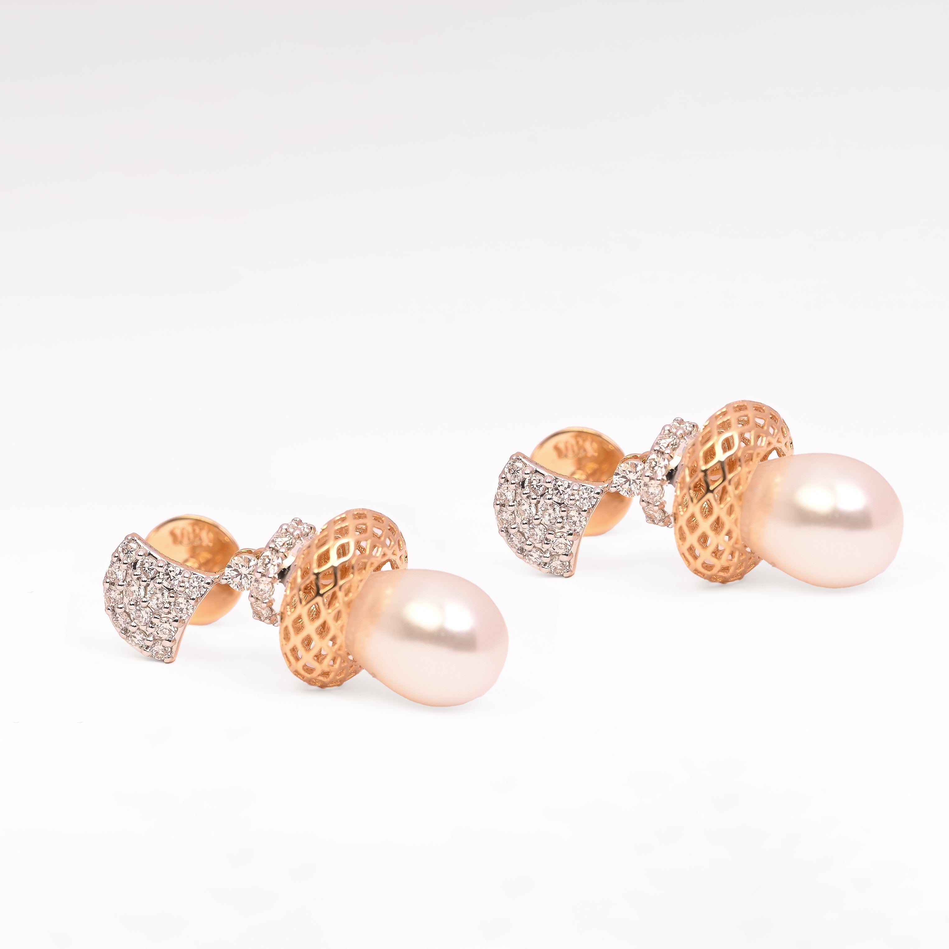 Magic Sophisticated Pearl Drop Earrings