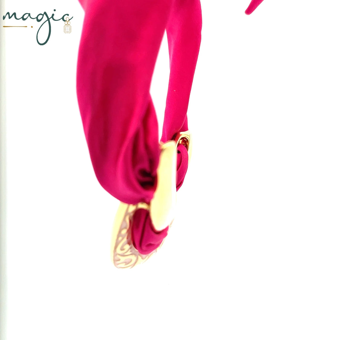 The Golden Twist Necklace