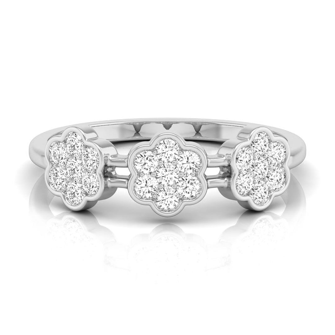 Magic Luxury in Bloom Diamond Ring