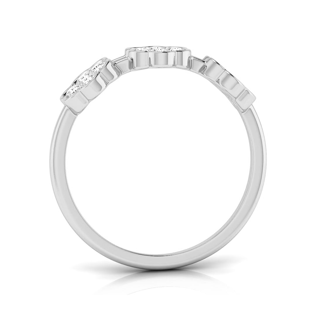 Magic Luxury in Bloom Diamond Ring