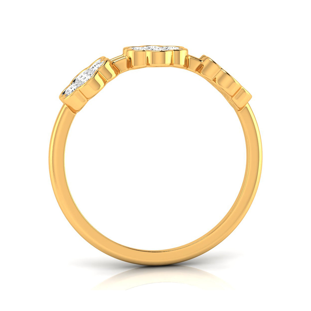 Magic Luxury in Bloom Diamond Ring