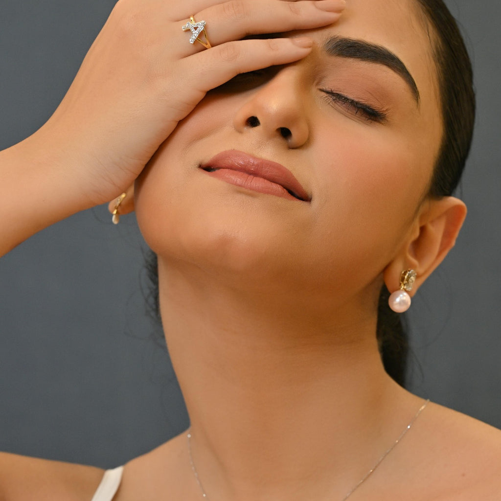 Magic Sparkled Daisy Pearl Droplet Earrings