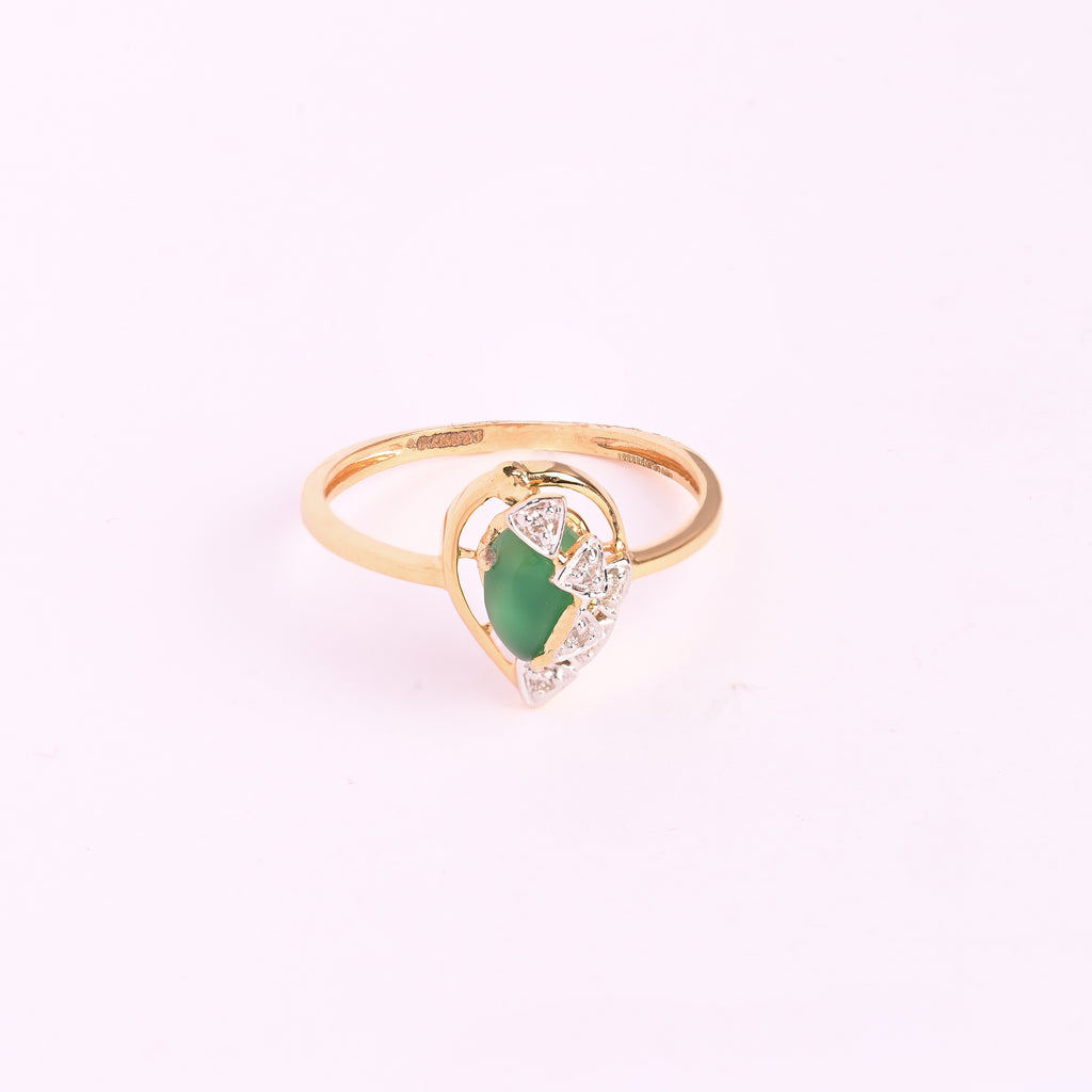 Magic Lovebits Green Emereled Diamond Ring