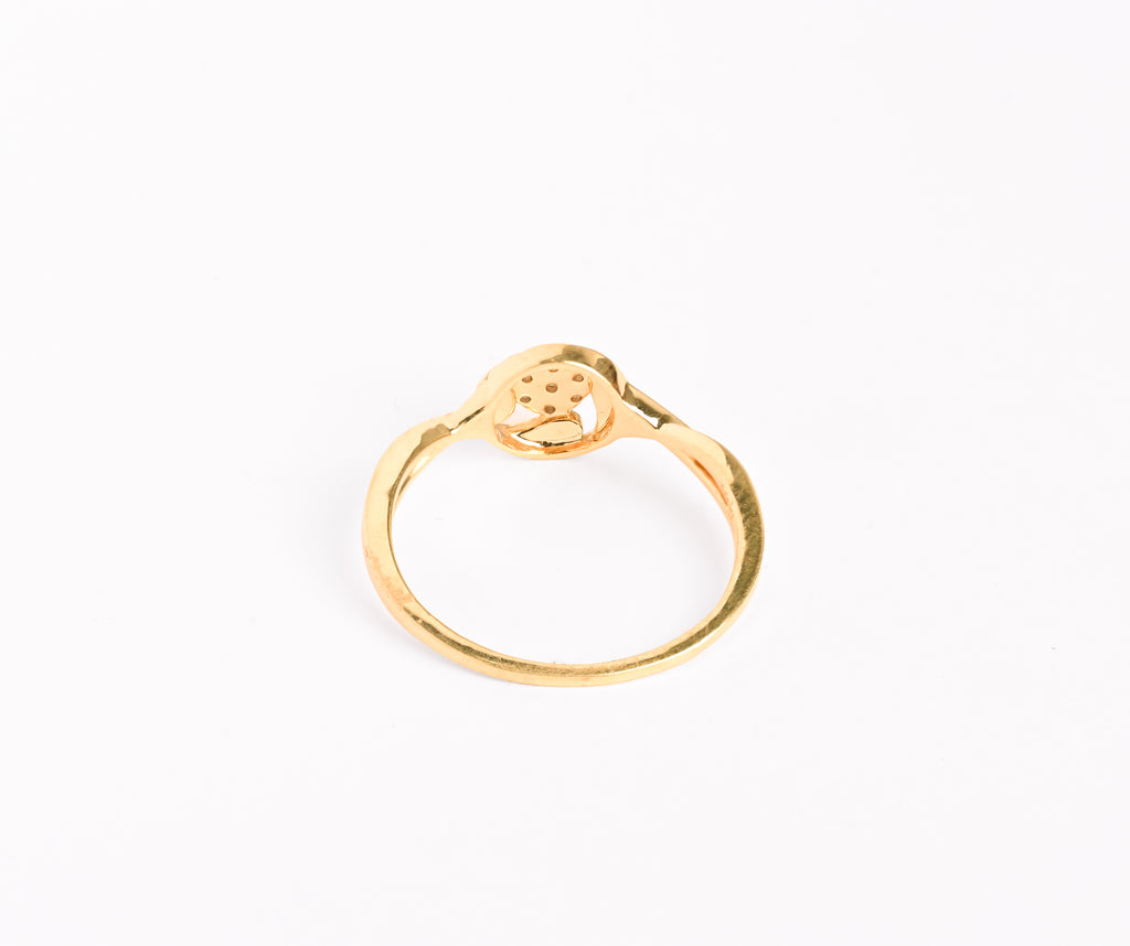 Magic Radiant Encircled Gold Ring