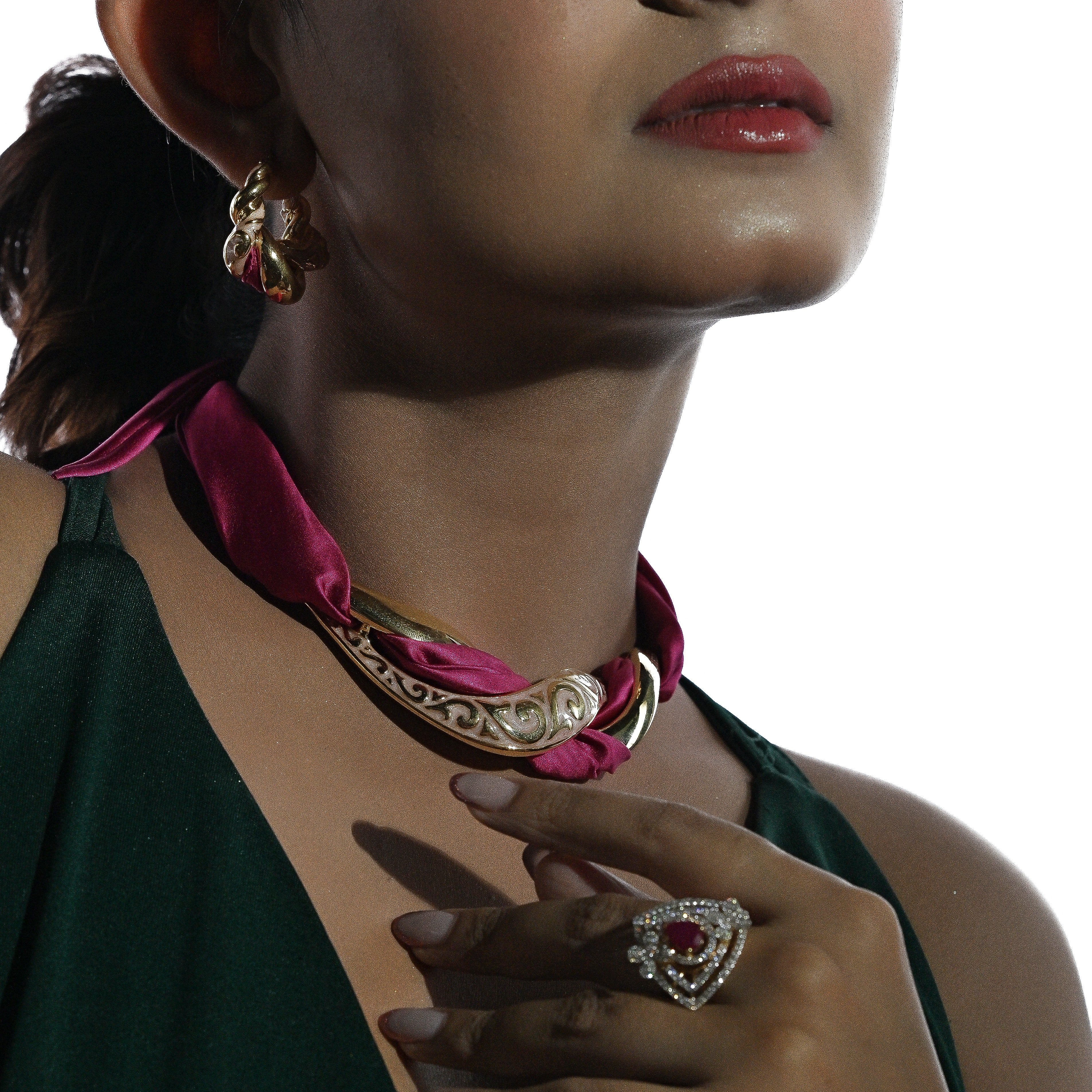 The Golden Twist Earings